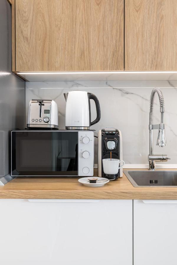 Apartamento Exquisite Couples Delight With Free Bikes & Parking Split Exterior foto